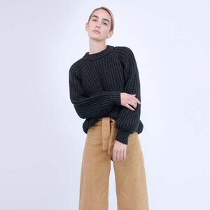 SO WARM ✨ Micaela Greg Rib Knit Sweater – Deep Navy – Size M ✨